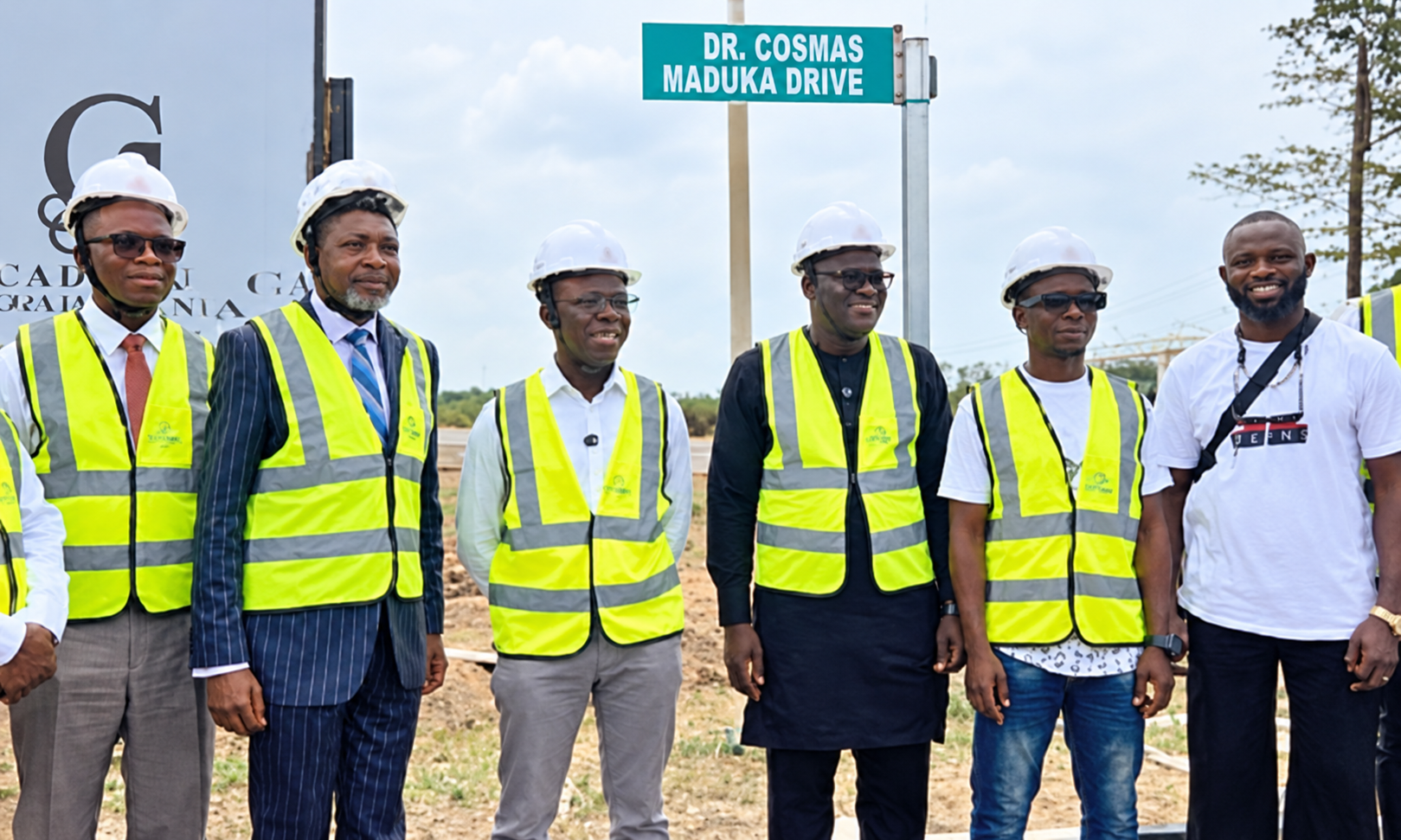 Cosmas Maduka encourages Stephen Akintayo