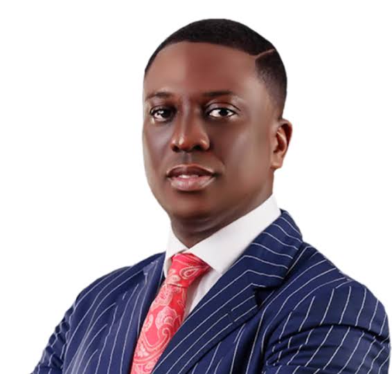 Pastor Bolaji Idowu teaching during the Singles and Married Seminar at Harvesters Church